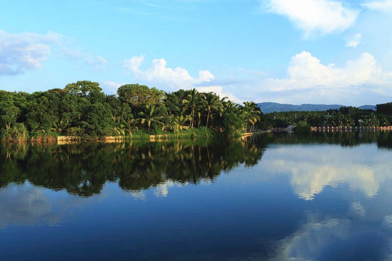 周边湖景