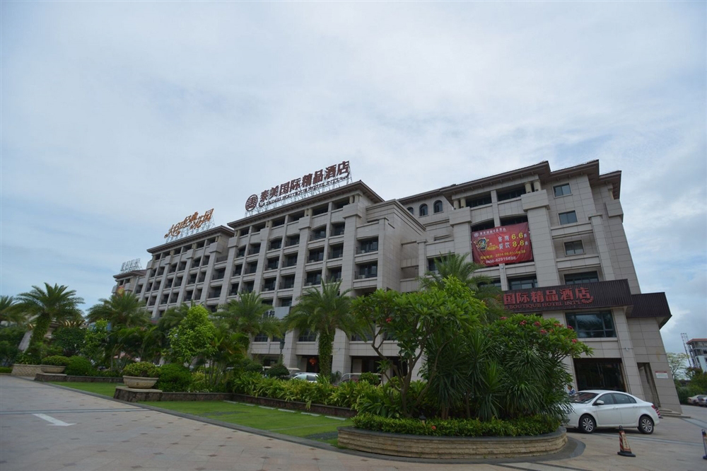 小区配套：酒店