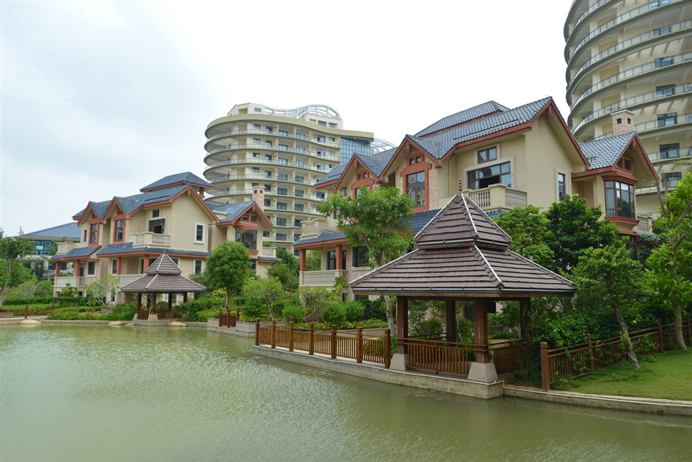 小区别墅实景4