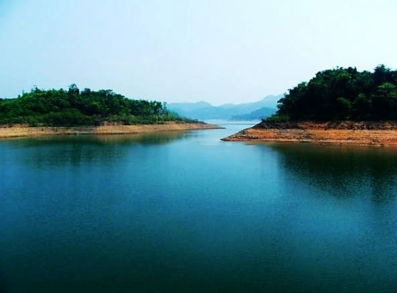 小区周边配套：松涛水库v