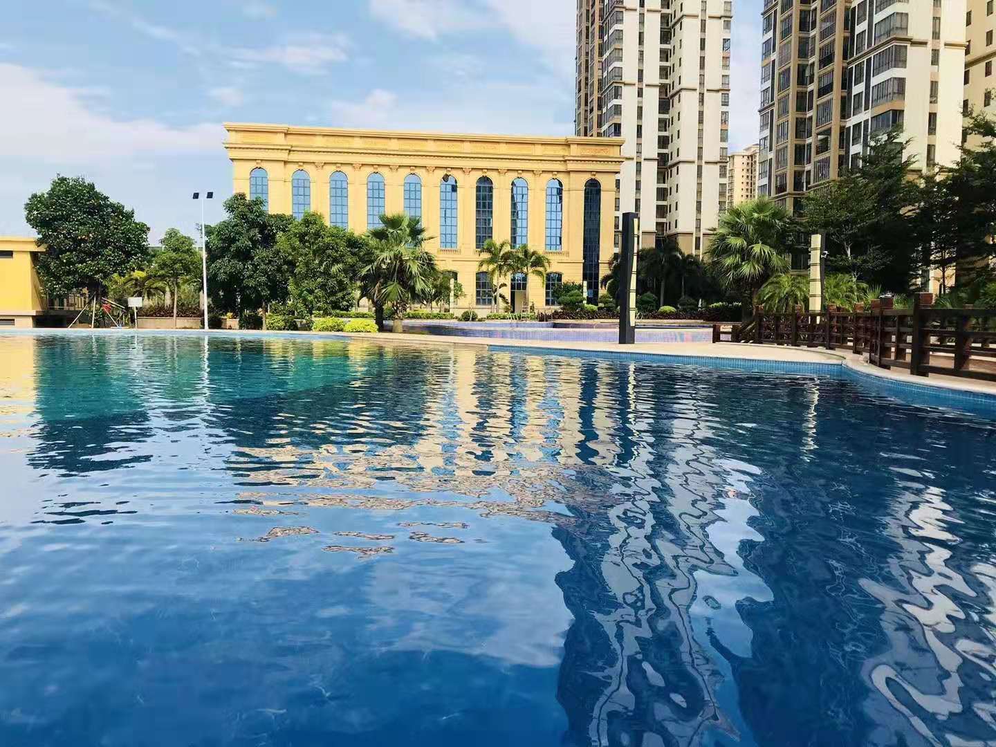 实景图-社区水系景观