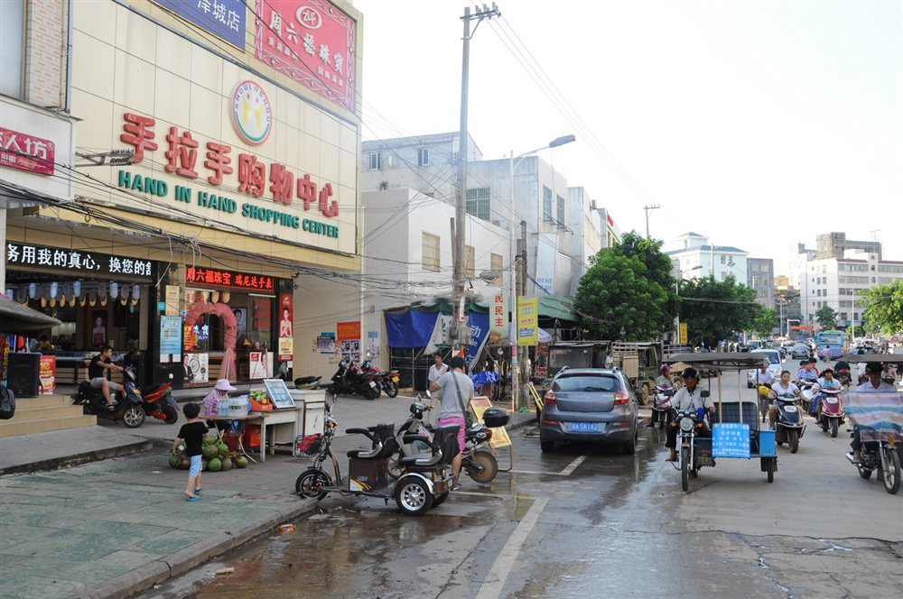 澄江北路手拉手购物中心