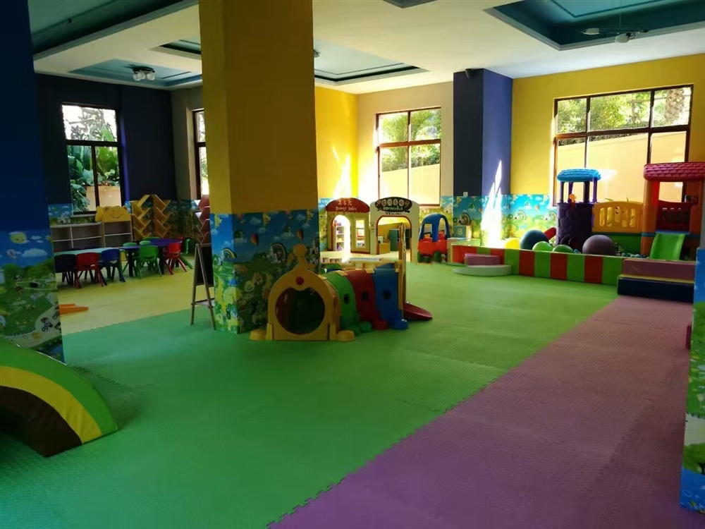 三期小区配套：儿童乐园