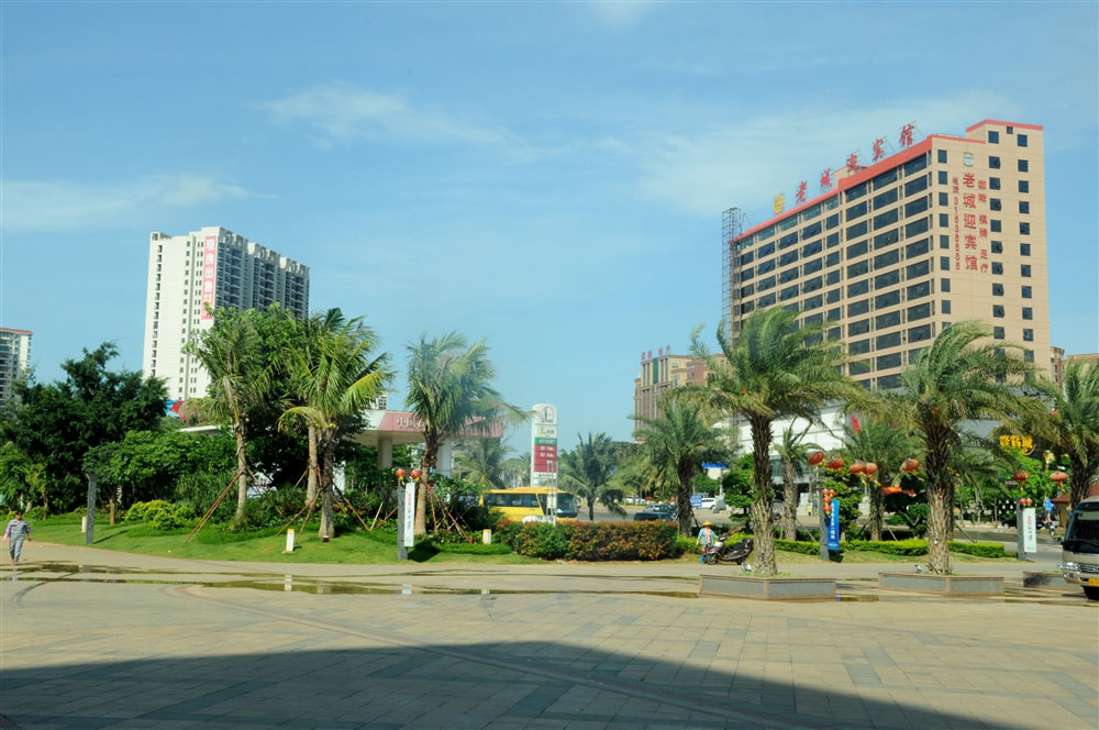 周边老城街景一角