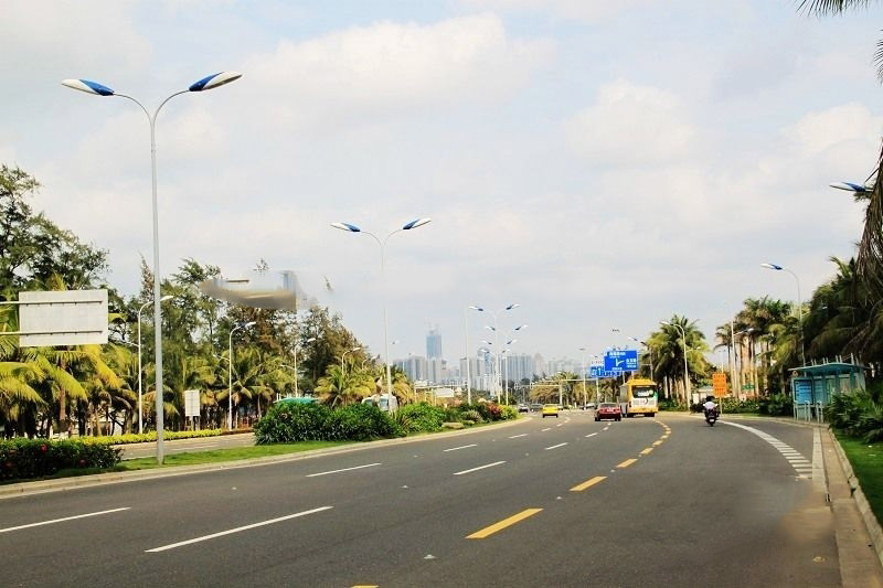 小区周边配 套实景