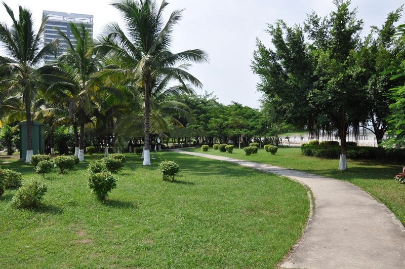 小区周边配套：陵河公园