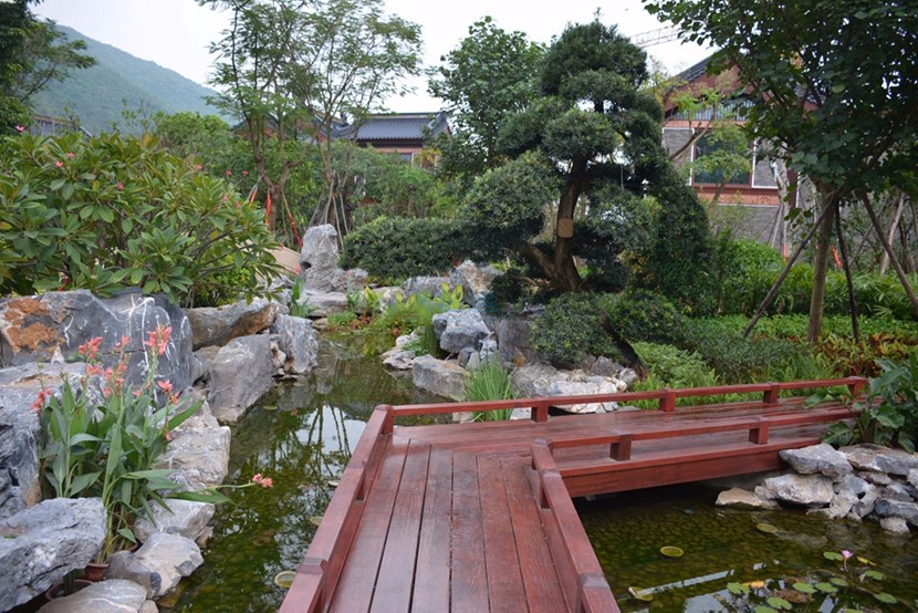 华皓亚龙府园林实景图